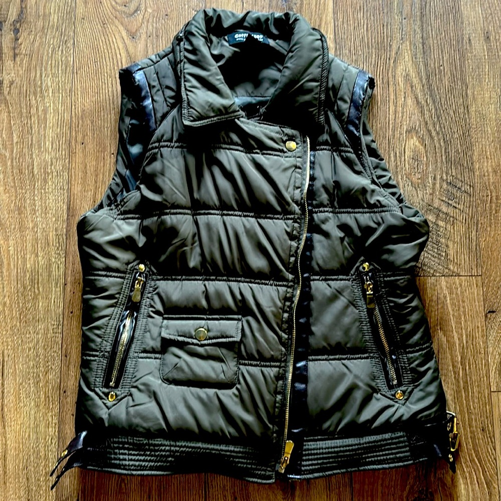 Hunter Green Vest